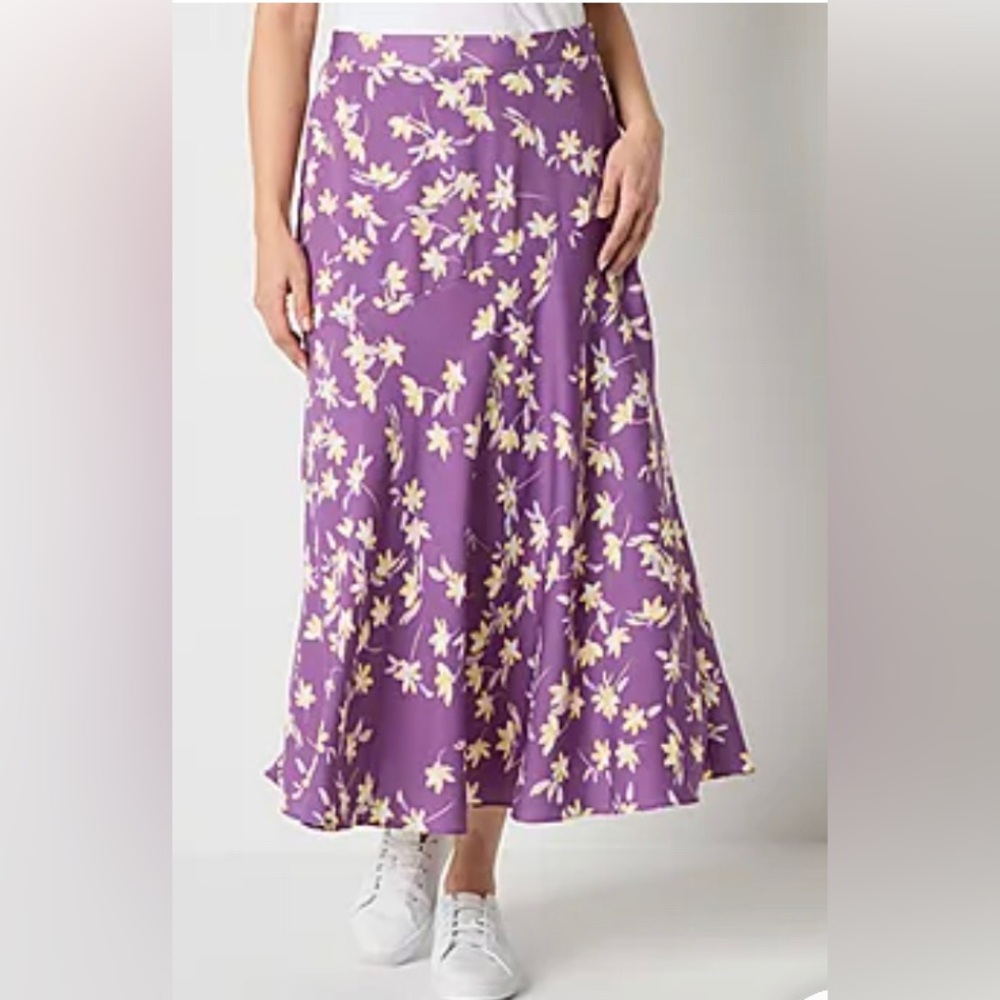 NEW Liz Claiborne Womens Mid Rise Long Full Skirt